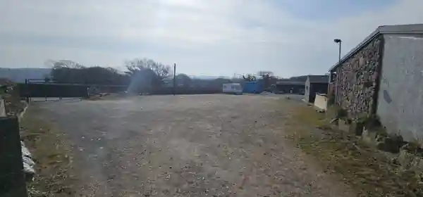 Cae Hamdden car park with space for horseboxes and trailers